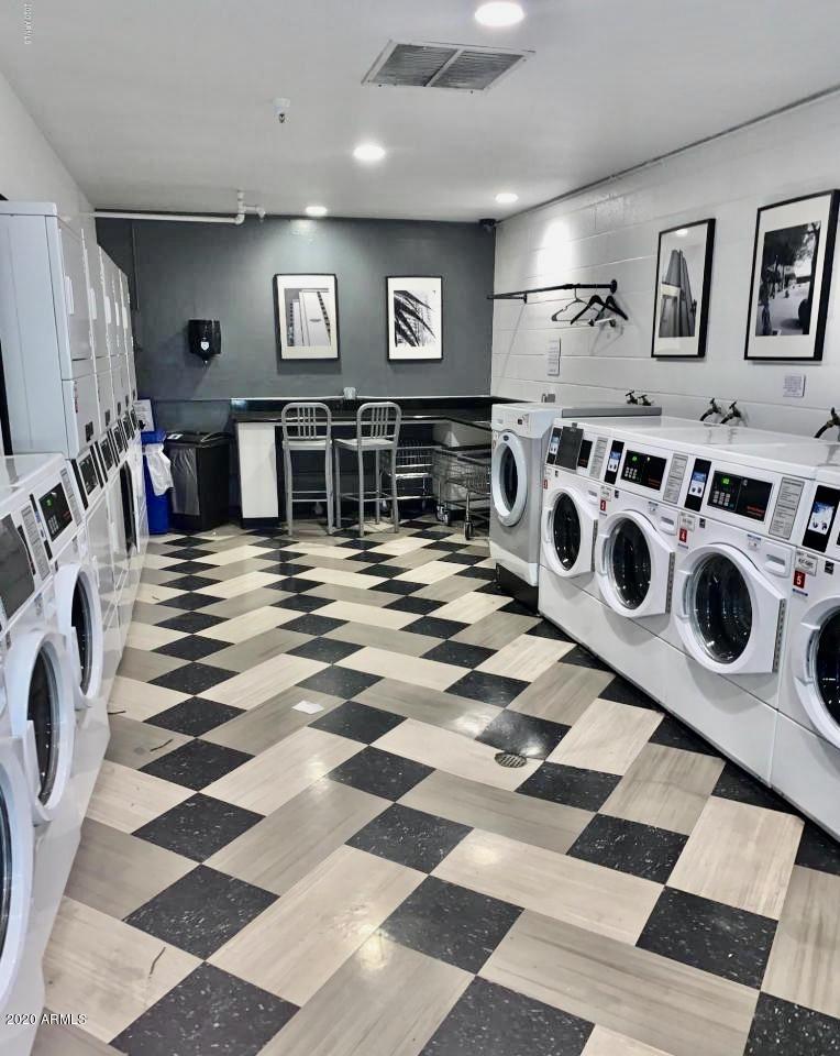 4750 North Central Avenue, Unit N6 Phoenix, AZ 85012 - Photo 12 of 36 4750 N CENTRAL Avenue, N6