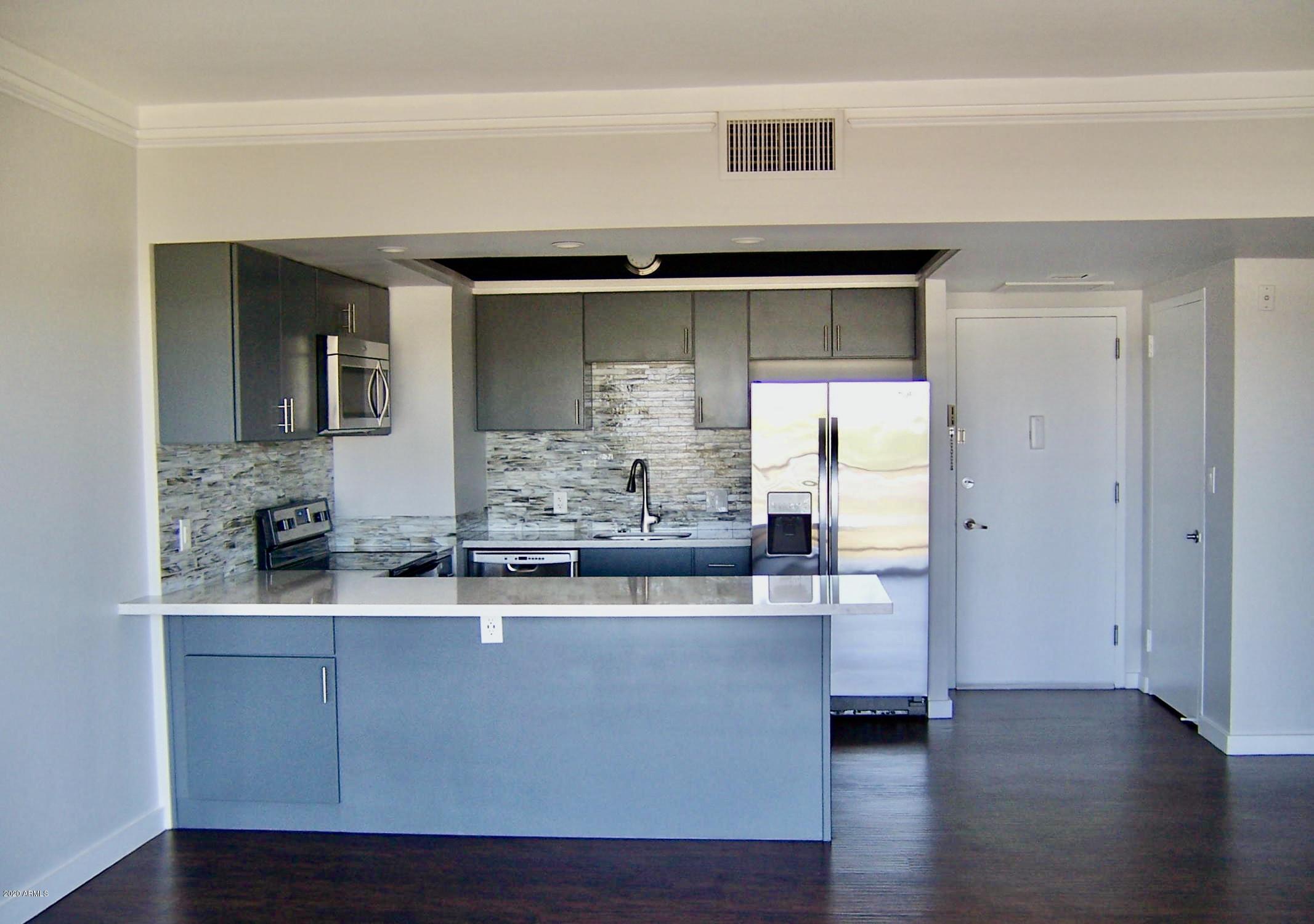 4750 North Central Avenue, Unit N6 Phoenix, AZ 85012 - Photo 2 of 36 4750 N CENTRAL Avenue, N6