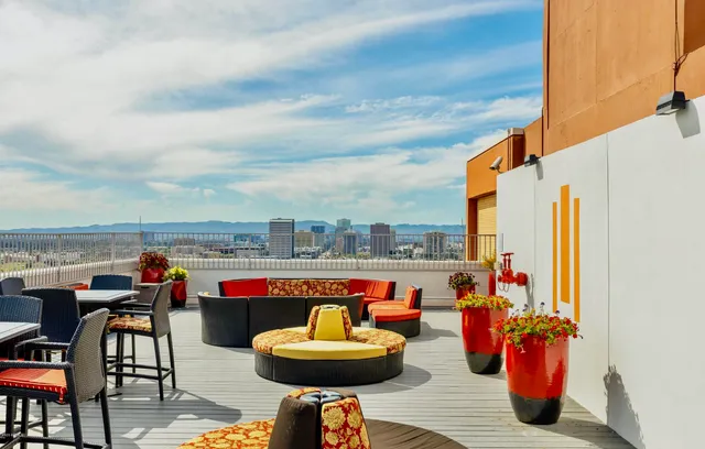 $166,000 | 4750 North Central Avenue, Unit N6, Phoenix, AZ 85012