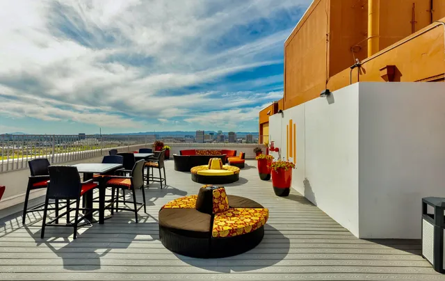 $166,000 | 4750 North Central Avenue, Unit N6, Phoenix, AZ 85012