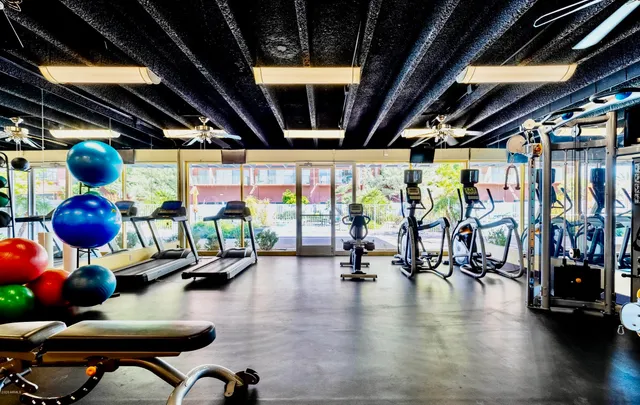 $166,000 | 4750 North Central Avenue, Unit N6, Phoenix, AZ 85012