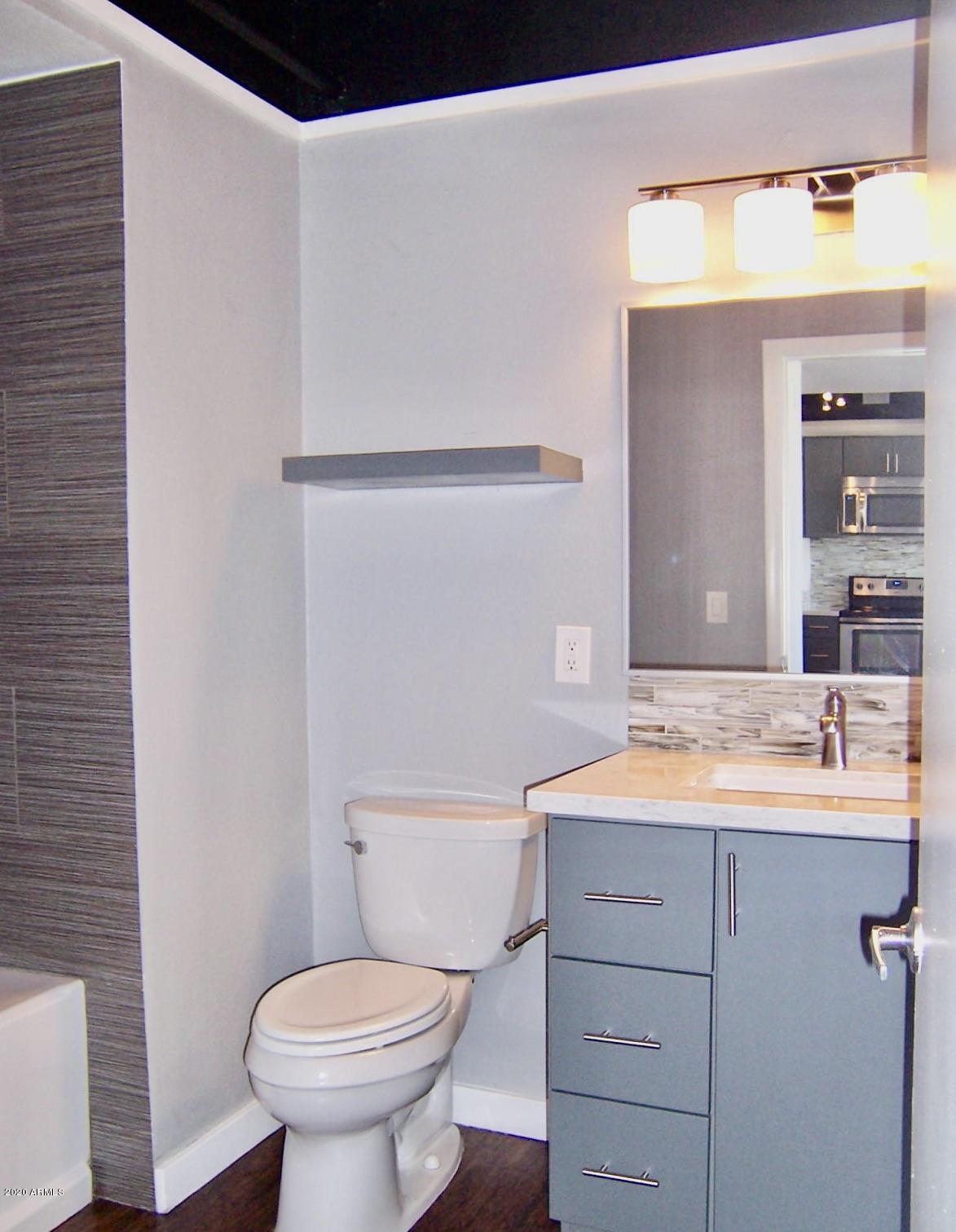 4750 North Central Avenue, Unit N6 Phoenix, AZ 85012 - Photo 8 of 36 4750 N CENTRAL Avenue, N6