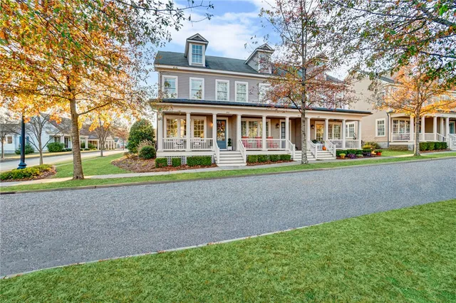 $570,000 | 253 Thomas Green Boulevard, Clemson, SC 29631