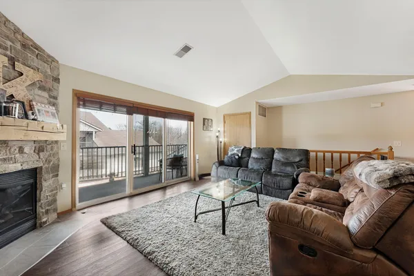 $239,999 | 936 Roseland Drive, Unit 4, Kewaskum, WI 53040