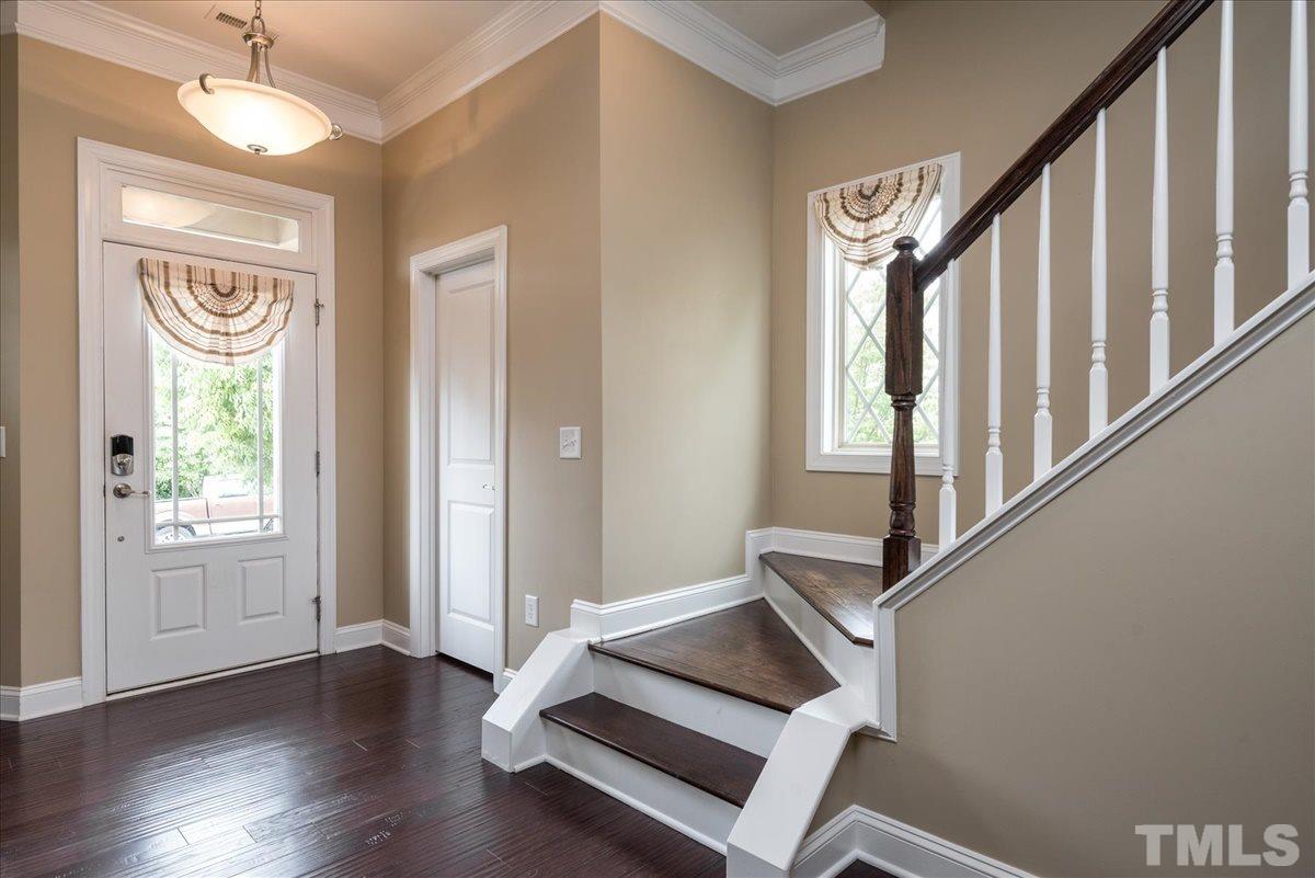1405 Rodessa Run Raleigh, NC 27607 - Photo 3 of 19