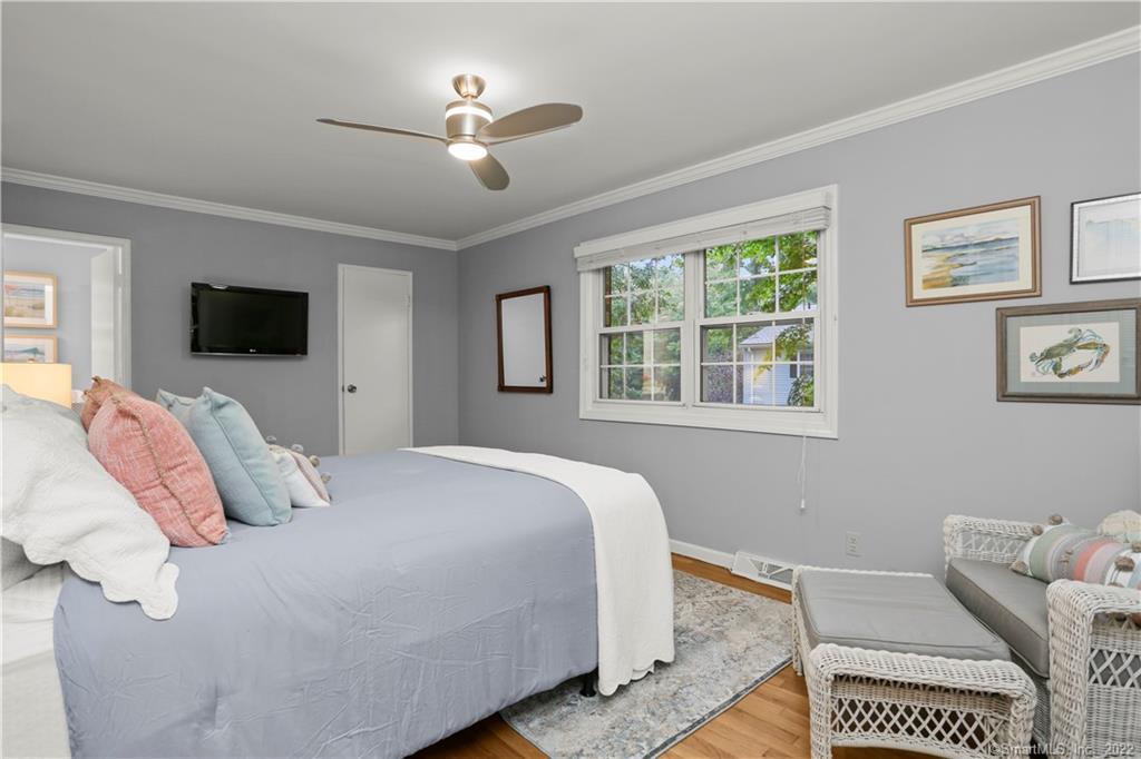 245 Unquowa Road, Unit 129 Fairfield, CT 06824 - Photo 14 of 38