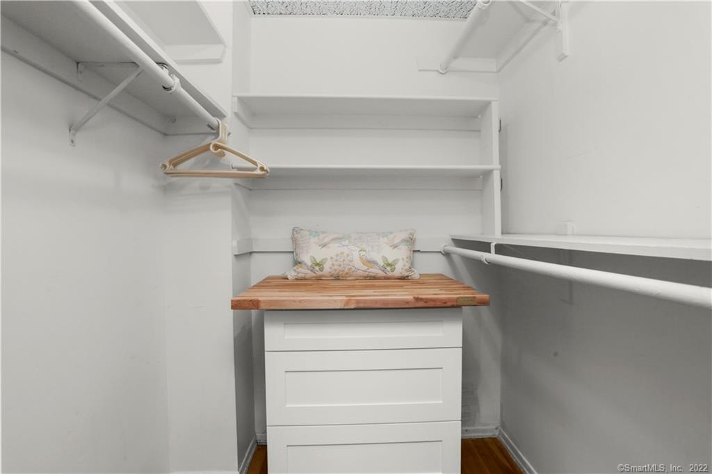 245 Unquowa Road, Unit 129 Fairfield, CT 06824 - Photo 15 of 38