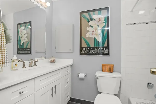 $4,200 | 245 Unquowa Road, Unit 129, Fairfield, CT 06824