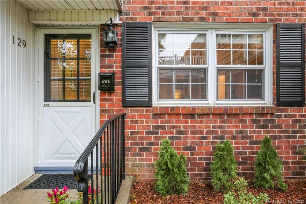 245 Unquowa Road, Unit 129 Fairfield, CT 06824 - Photo 21 of 38