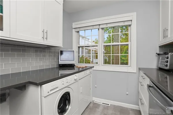 $4,200 | 245 Unquowa Road, Unit 129, Fairfield, CT 06824