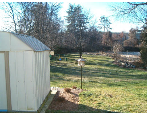 76 Fowler Road Lowell, MA 01854 - Photo 2 of 12