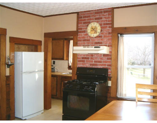 76 Fowler Road Lowell, MA 01854 - Photo 6 of 12