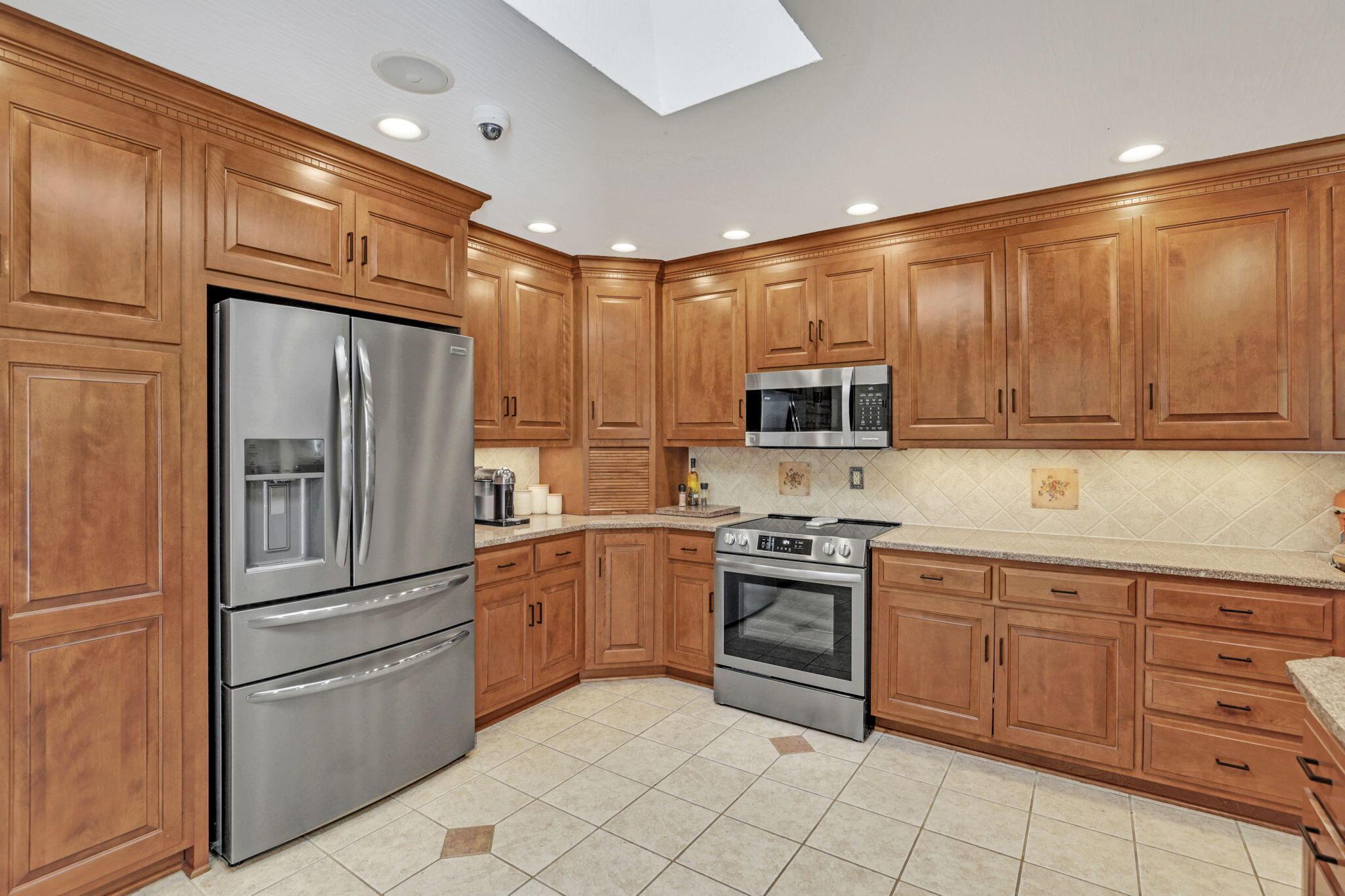 10485 Shipley Road Johnstown, OH 43031 - Photo 24 of 127 .