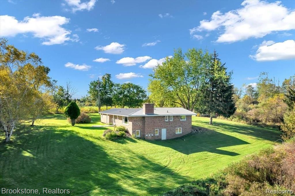 2635 East Dryden Road Metamora, MI 48455 - Photo 4 of 31