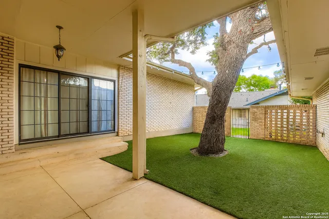 $450,000 | 5922 Winterhaven Drive, Windcrest, TX 78239