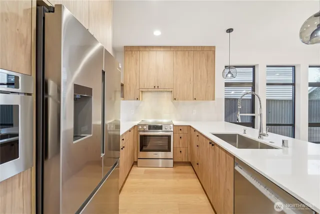 $4,500 | 2037 Northwest 61st Street, Unit A, Seattle, WA 98107