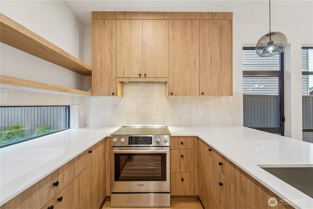 $4,500 | 2037 Northwest 61st Street, Unit A, Seattle, WA 98107