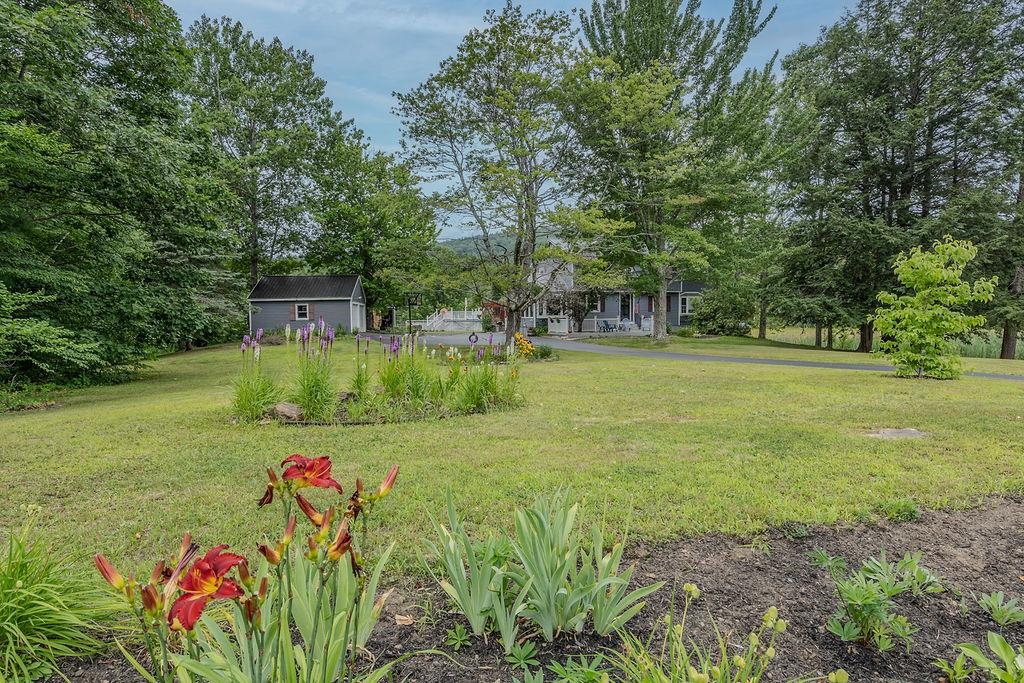 140 Mountain View Road Deerfield, NH 03037 - Photo 8 of 60 Gallery Image 8