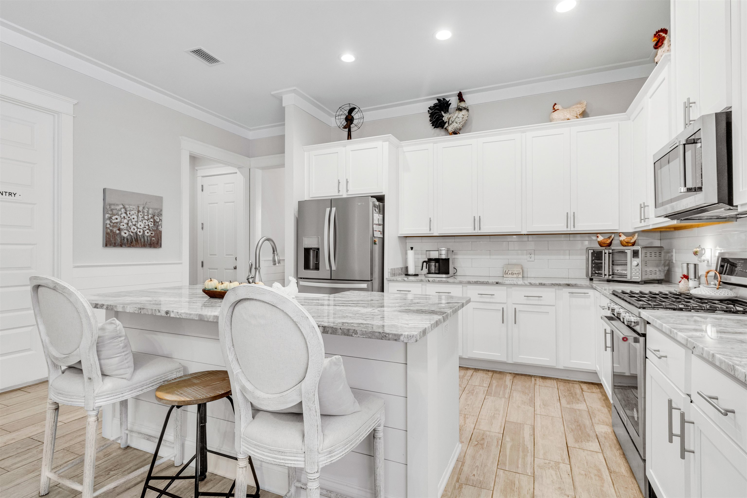 492 Orleans Street Gulf Shores, AL 36542 - Photo 8 of 39 Kitchen