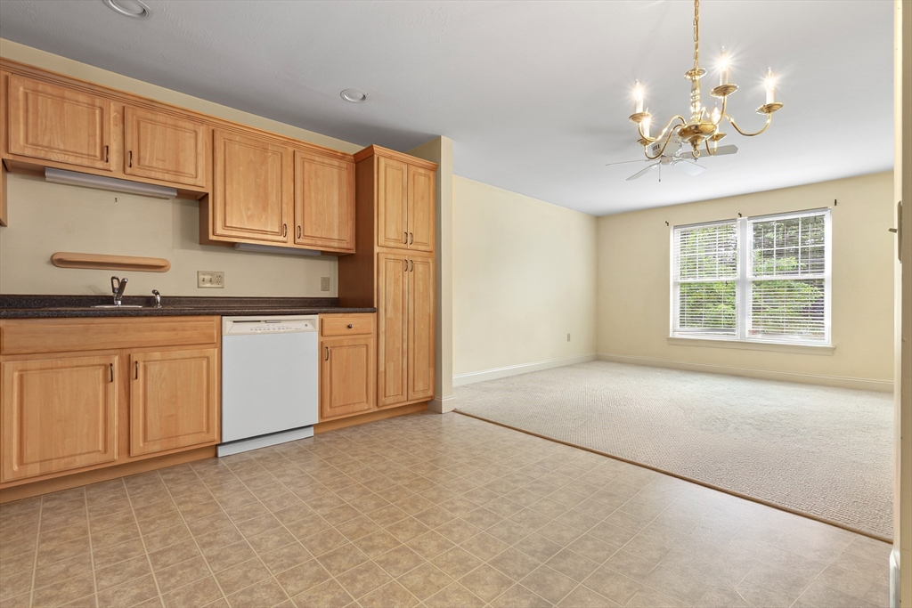 135 Beach Road, Unit 217 Salisbury, MA 01952 - Photo 10 of 24