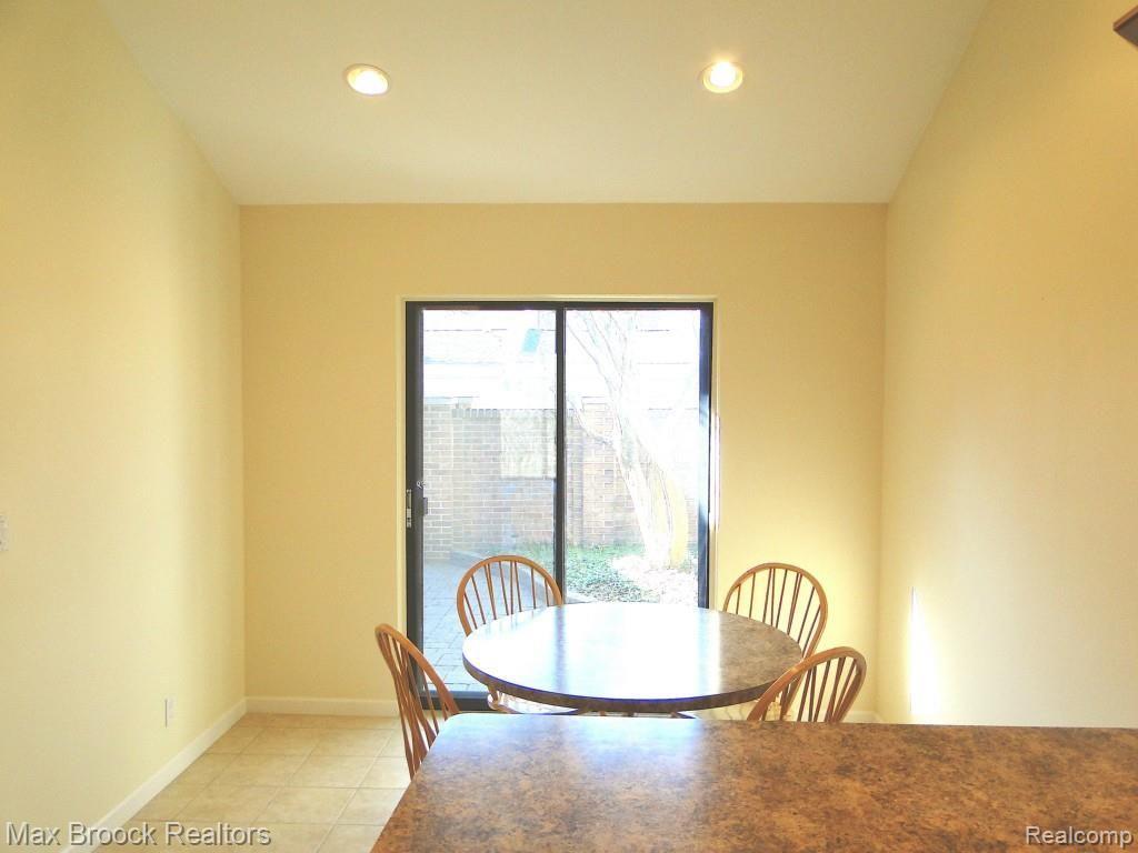 177 East Long Lake Road Bloomfield Hills, MI 48304 - Photo 13 of 30