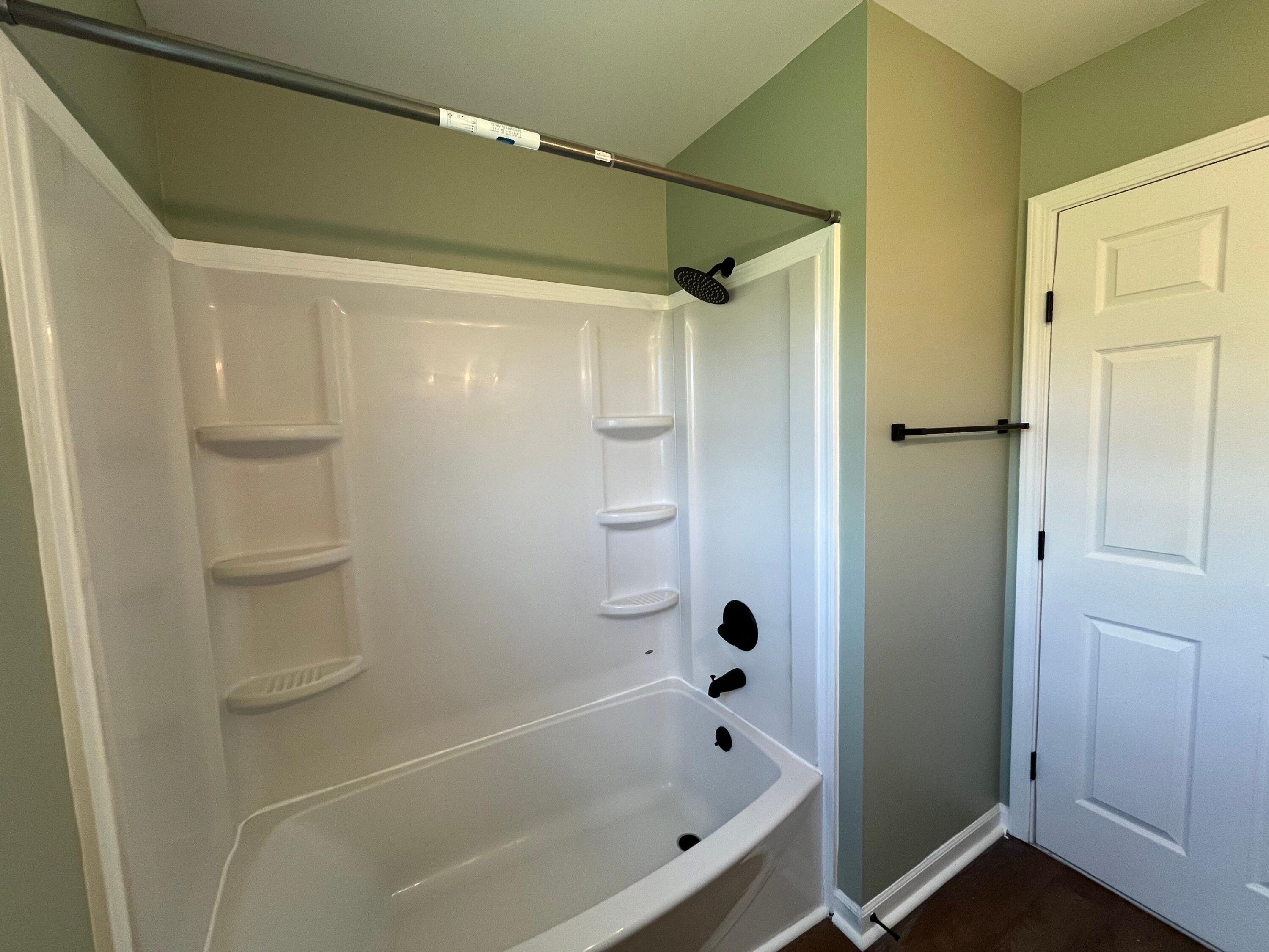 2831 Nadeau Road Monroe, MI 48162 - Photo 13 of 27 23-May 07 2026 04_55am-gaMK