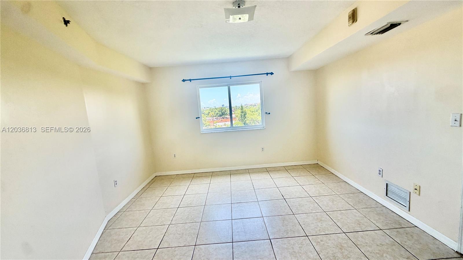 2415 Northwest 16th St Road, Unit 6031 Miami, FL 33125 - Photo 16 of 27