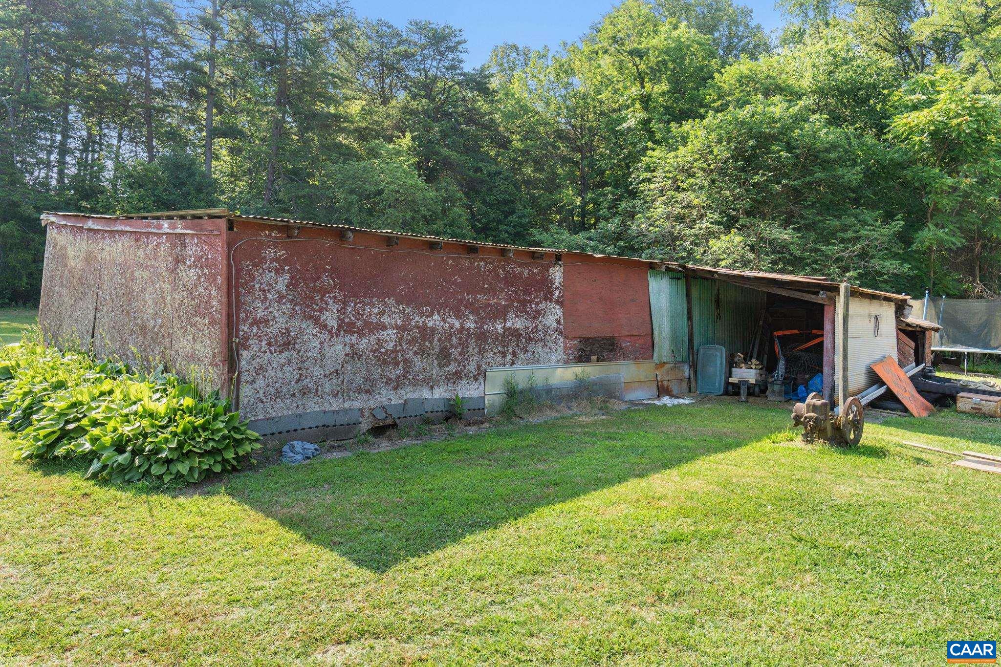 435 Jones Town Road New Canton, VA 23123 - Photo 26 of 27 Gallery Image 26