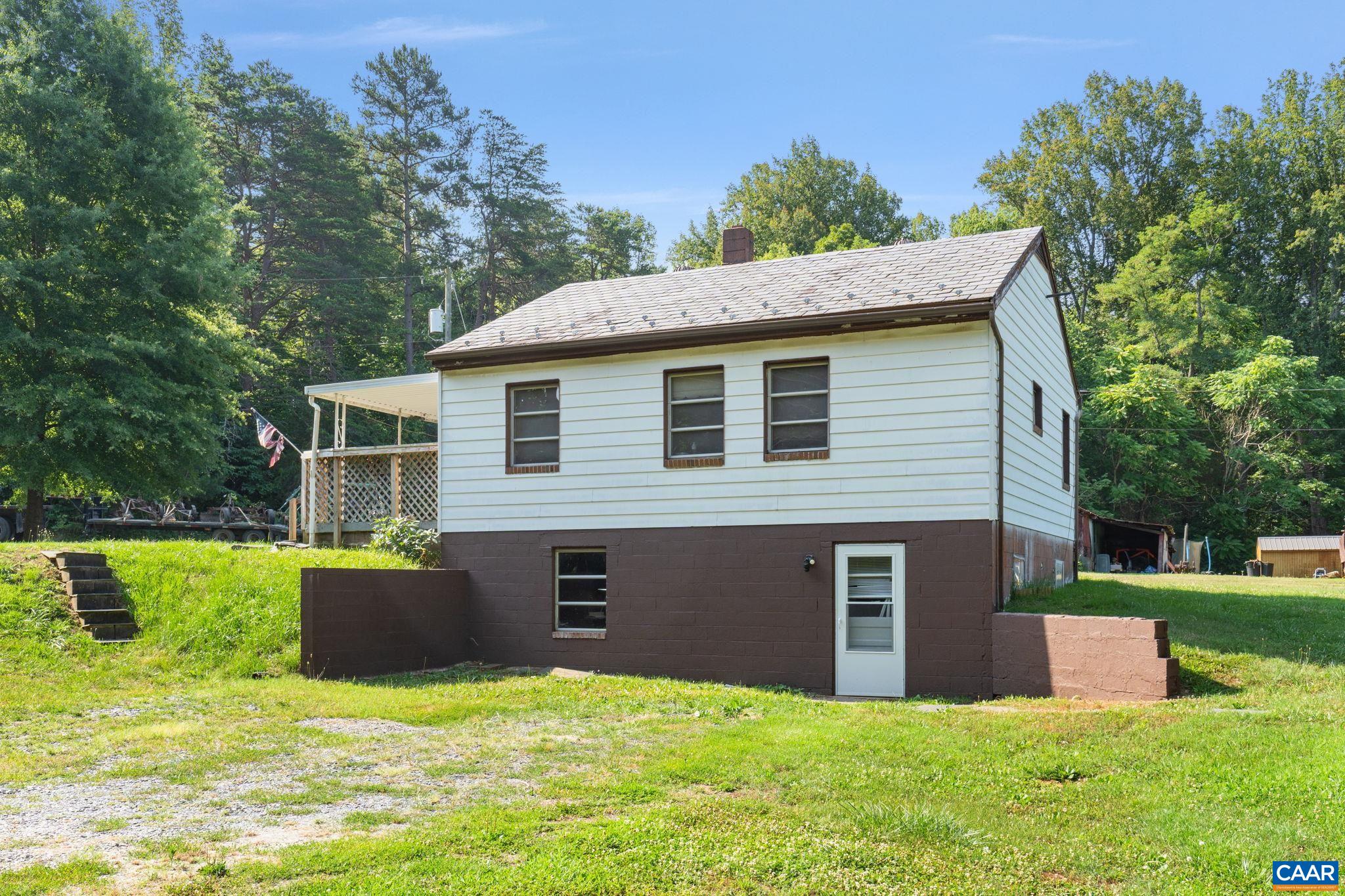 435 Jones Town Road New Canton, VA 23123 - Photo 9 of 27 Gallery Image 9