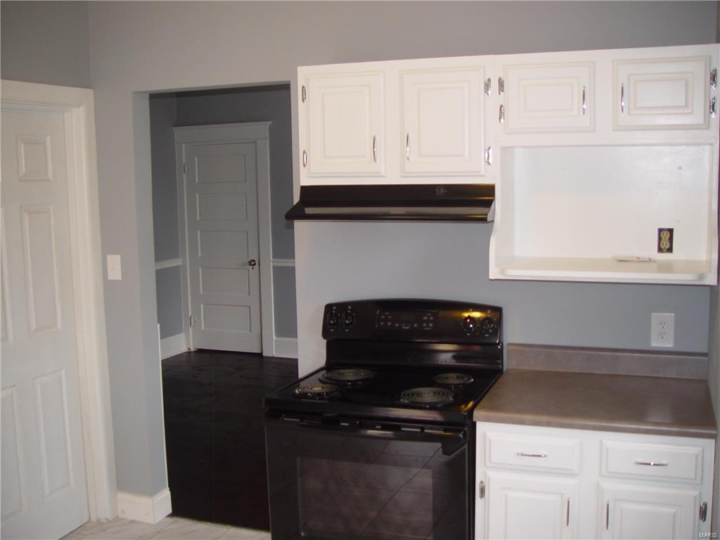 826 Logan Street Alton, IL 62002 - Photo 10 of 24 Gallery Image 10