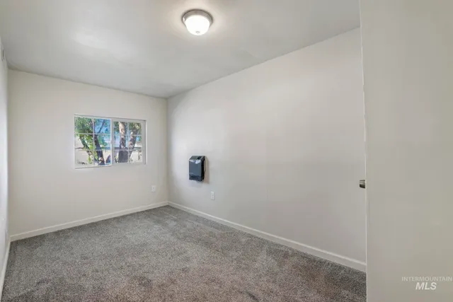 $245,000 | 230 2nd Street, Hazelton, ID 83335