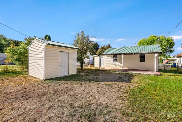 $245,000 | 230 2nd Street, Hazelton, ID 83335