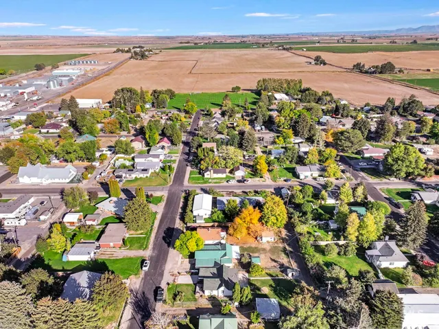 $245,000 | 230 2nd Street, Hazelton, ID 83335