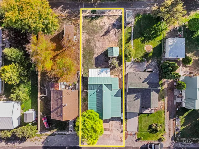 $245,000 | 230 2nd Street, Hazelton, ID 83335