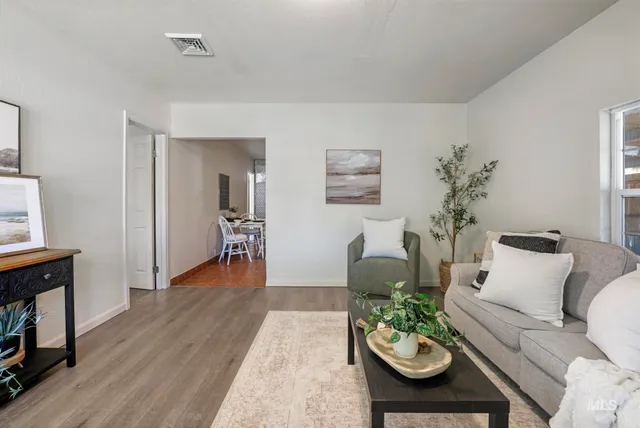 $245,000 | 230 2nd Street, Hazelton, ID 83335