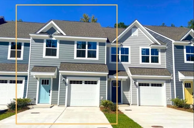 $299,990 | 1091 Cres Cv Lane, Summerville, SC 29483