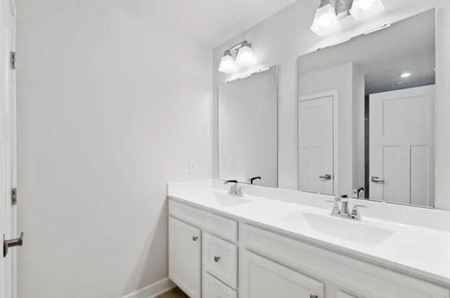 $299,990 | 1091 Cres Cv Lane, Summerville, SC 29483