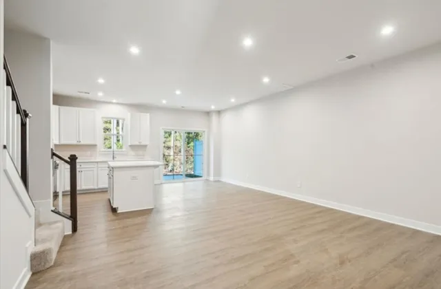 $299,990 | 1091 Cres Cv Lane, Summerville, SC 29483