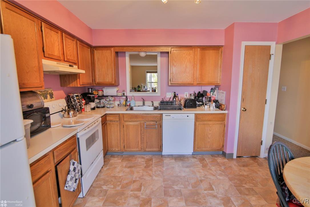 247 Flint Hill Road Alburtis, PA 18011 - Photo 6 of 26 Gallery Image 6