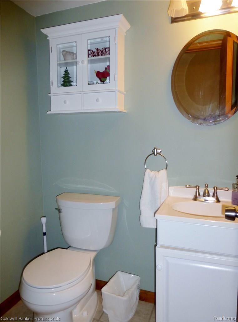 5412 Farley Road Clarkston, MI 48346 - Photo 26 of 32 26.JPG