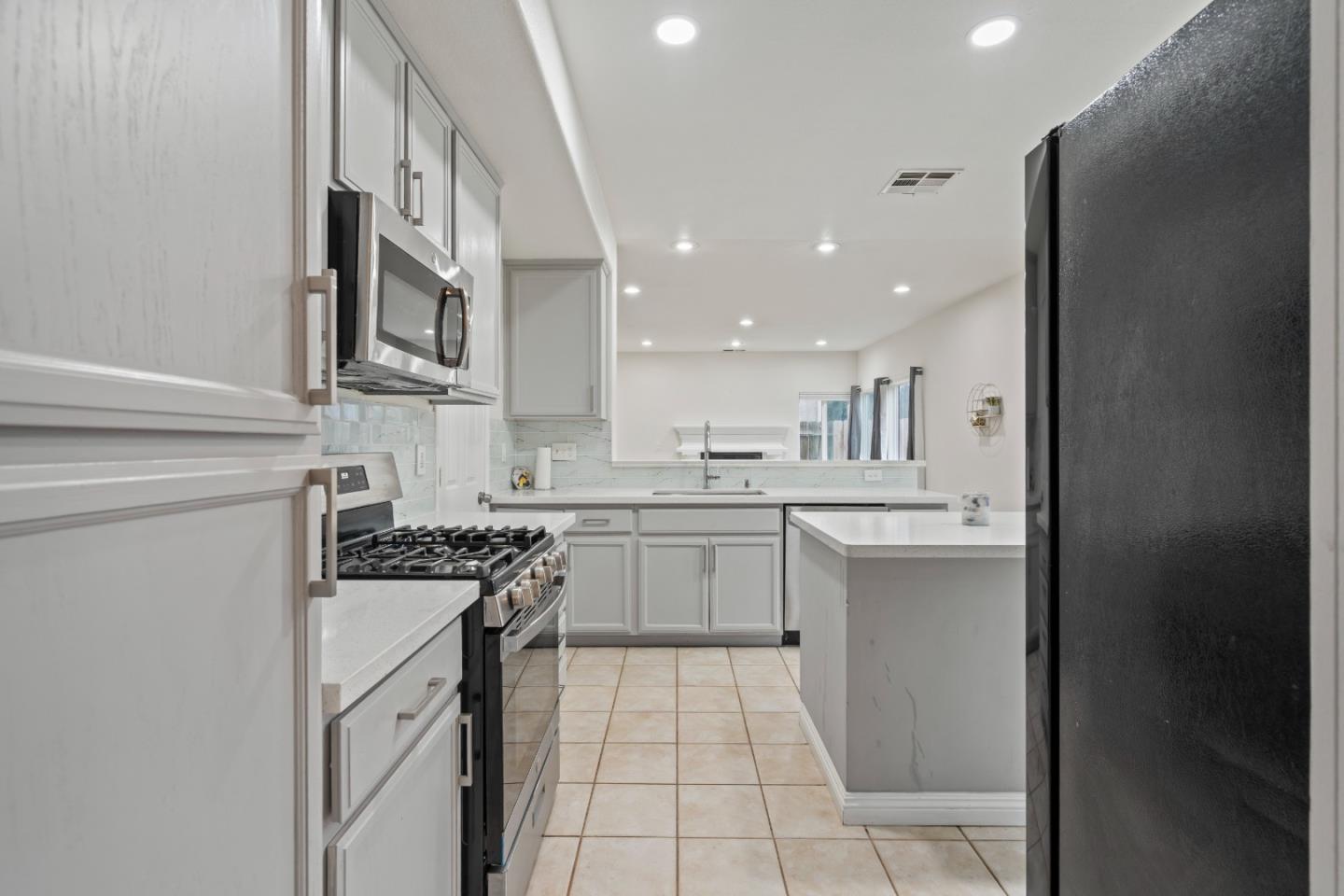 1697 Via Milano Gustine, CA 95322 - Photo 15 of 43