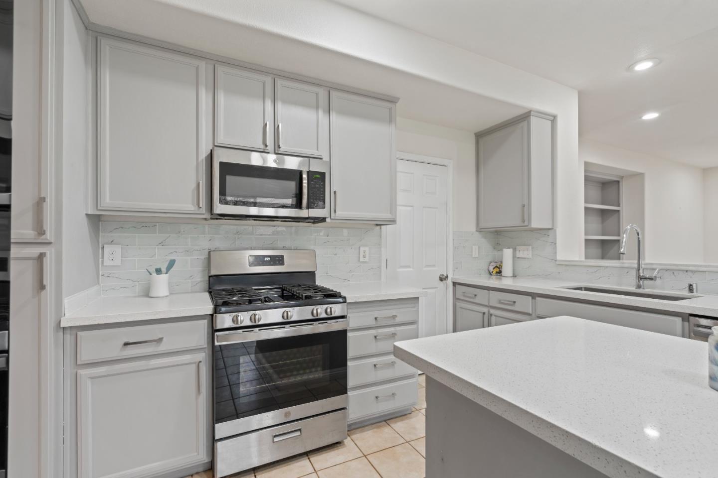 1697 Via Milano Gustine, CA 95322 - Photo 16 of 43