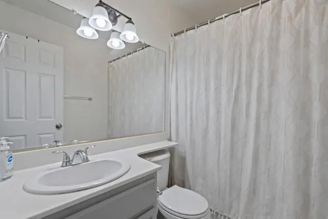 $530,000 | 1697 Via Milano, Gustine, CA 95322