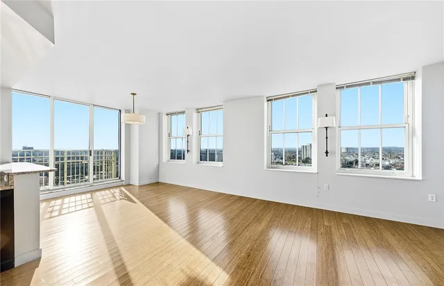 $999,900 | 1 West Exchange Street, Unit 2004, Providence, RI 02903