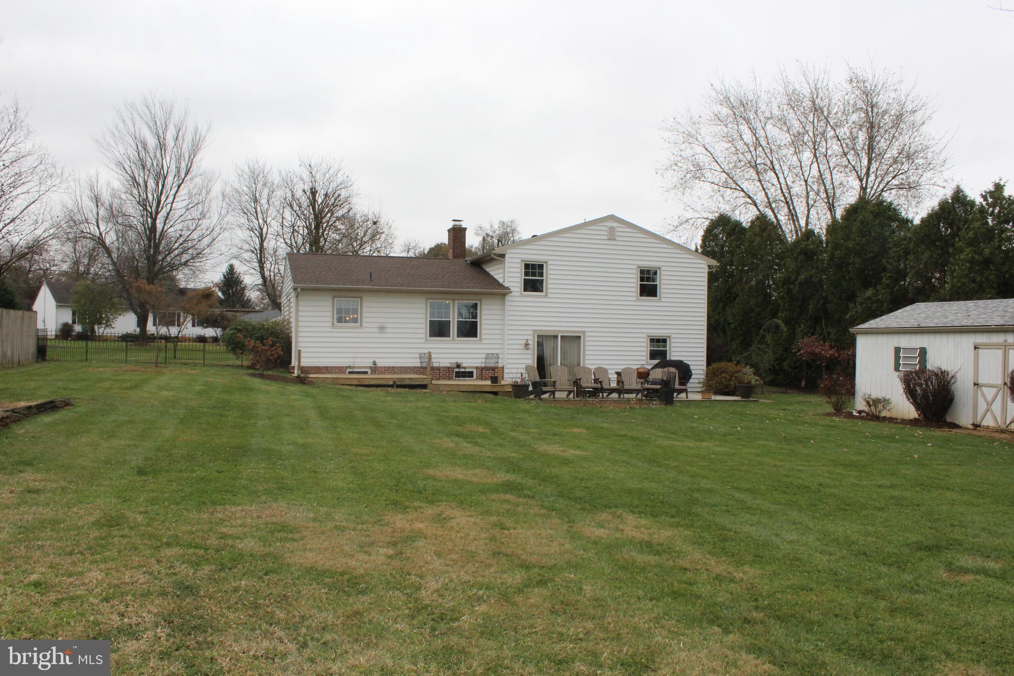 2307 Stumptown Road Lancaster, PA 17602 - Photo 31 of 38 Rear