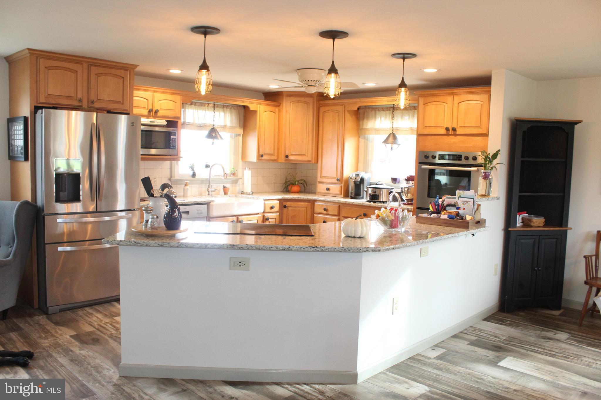 2307 Stumptown Road Lancaster, PA 17602 - Photo 7 of 38 Updated Kitchen