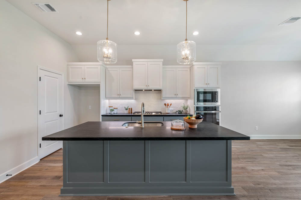 4103 Pennie Way Bryan, TX 77802 - Photo 11 of 25 Photos depict photos of a previously done Maria home. Please be aware that features, selections, and options may vary. For the most current information, contact the RNL Sales Team to obtain the latest selections book and floorplan