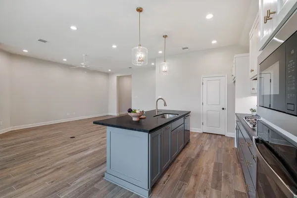 $461,900 | 4103 Pennie Way, Bryan, TX 77802