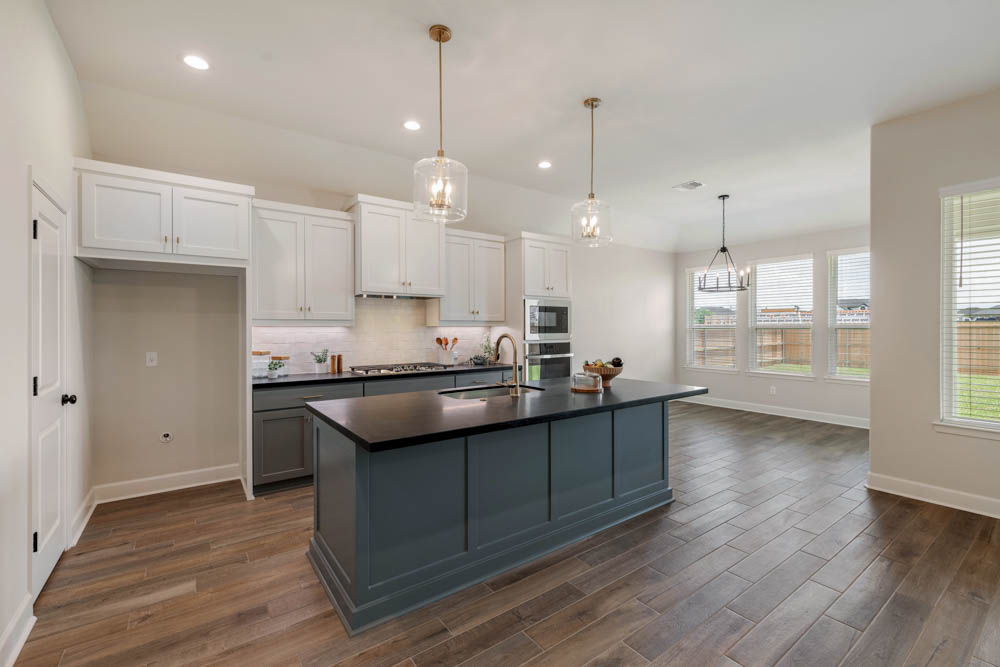 4103 Pennie Way Bryan, TX 77802 - Photo 9 of 25 Photos depict photos of a previously done Maria home. Please be aware that features, selections, and options may vary. For the most current information, contact the RNL Sales Team to obtain the latest selections book and floorplan