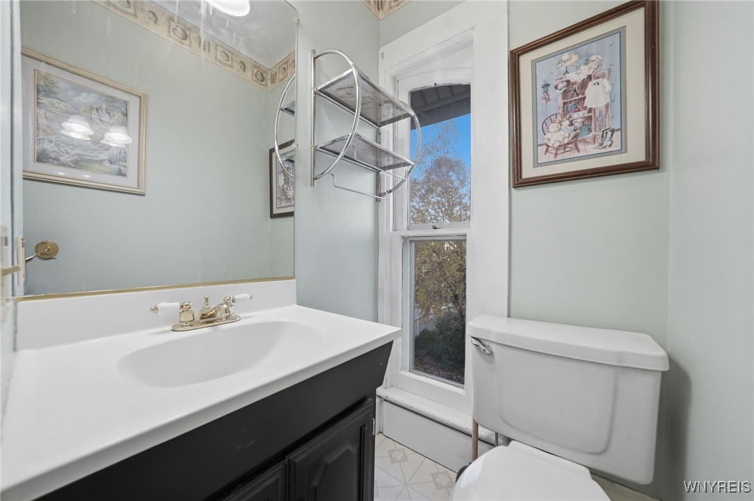 37 State Street Royalton, NY 14105 - Photo 36 of 50 2nd floor full bathroom